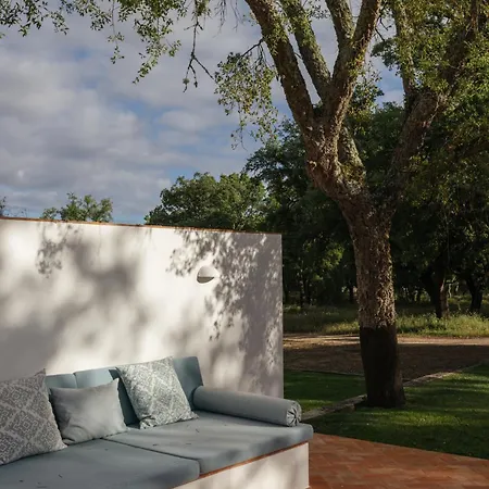 Herdade Do Peru Pateo * Azeitao