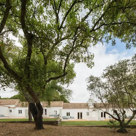 Herdade Do Peru Pateo Villa *