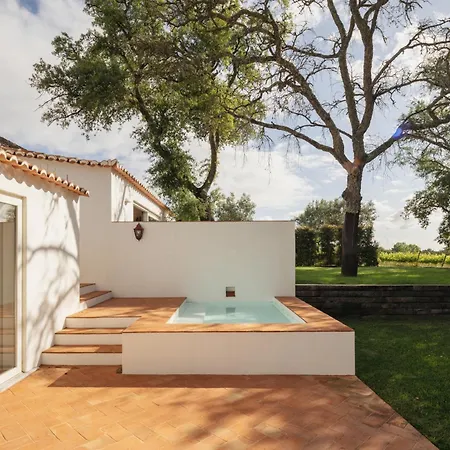 Herdade Do Peru Pateo *