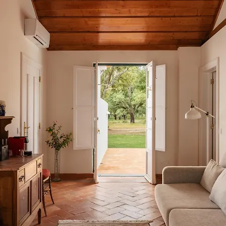 Herdade Do Peru Pateo Villa