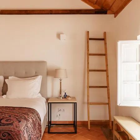 Herdade Do Peru Pateo * Azeitao