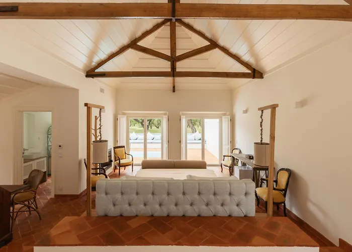 Herdade Do Peru Pateo * Azeitão