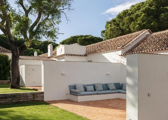 Herdade Do Peru Pateo Villa